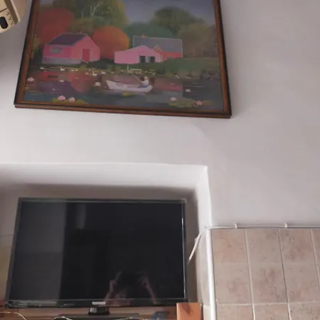 Loft Indipendente Con Giardino A Tor Vergata דירה *