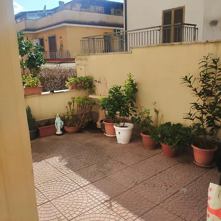 Apartamento Loft Indipendente Con Giardino A Tor Vergata